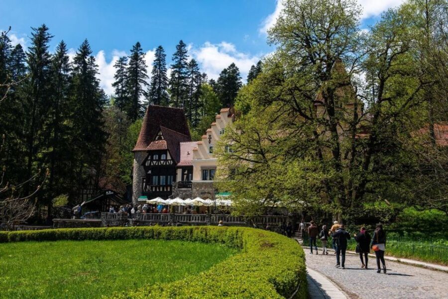 3-Day Medieval Transylvania Package Tour - Day 3: Bran Castle, Sinaia’s mountain towns, Peleș, and Sinaia Monastery