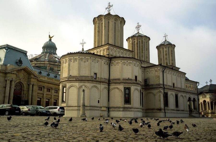 3-Hour Guided Tour of Communist Bucharest - The Palace of Parliament: See the Giant, Learn the Context (No Interior Visit)