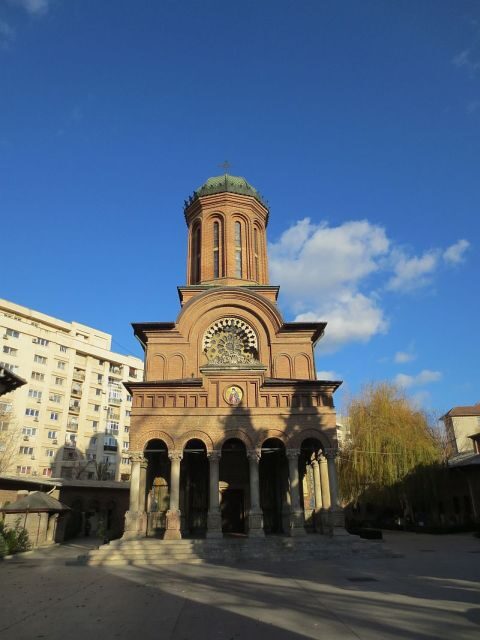 3-Hour Guided Tour of Communist Bucharest - 1989 Revolution Memorial Sites: How the Iron Curtain Really Unwinds