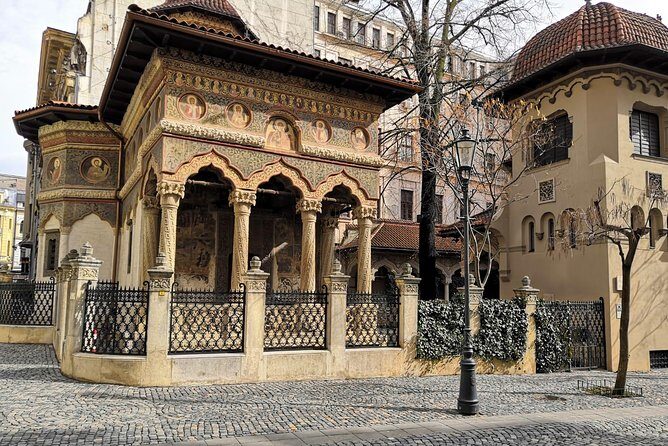Best of Bucharest: Private Walking Tour - Meeting at the Romanian Athenaeum: How the Tour Starts