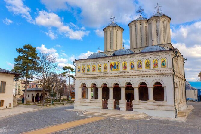 Best Walking Tour of Bucharest's City Center - 2.5 hours - Biblioteca Centrala Universitara and University Square: Carol I to the City’s Civic Heart