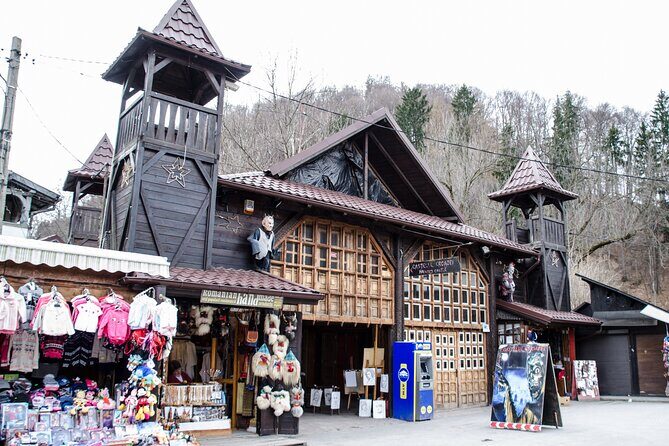 Bran Castle, Bear Sanctuary, and Rasnov Fortress Half Day Tour - Stop 3: Râșnov Citadel viewpoint with free entry (1.5 hours)