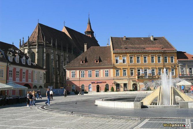 Bran Castle, Peles Castle and Brasov City - Private Tour from Bucharest - Brașov city center: a mountain-town break instead of a nonstop castle day
