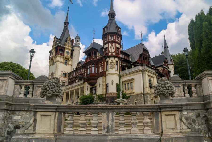 Brașov: Bran, Râșnov, and Peleș Castles Tour with Guide - Price and value: $80 is the easy part