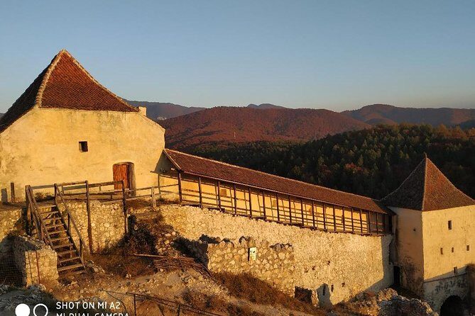 Brasov: Peles Castle, Bran Castles and Rasnov Fortress Day Tour - Rasnov Fortress: Panoramas Over Barsa Land (and What’s Closed)