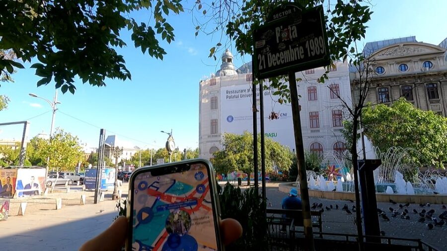 Bucharest 1989 Revolution Walking Tour with Smartphone App - Meeting up in Bucharest: how the app changes arrival