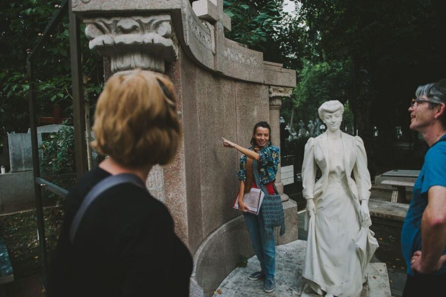 Bucharest: 3-Hour Dark History Tour with a Local - Bellu Cemetery: funerary architecture you’ll want to photograph (and study)