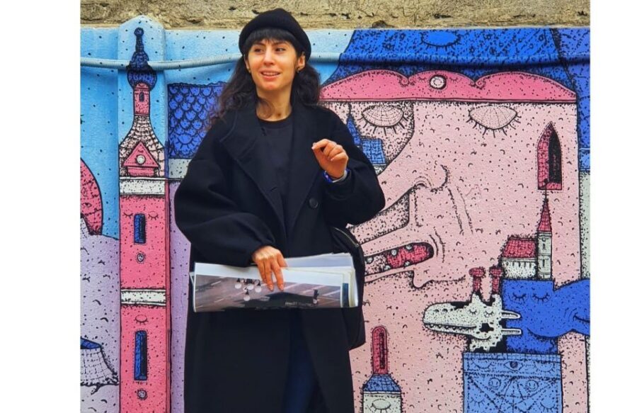 Bucharest: Alternative Sightseeing 2.5-3h-Hour Guided Tour - Calea Victoriei Stroll: Reading the City’s Messages at Street Level