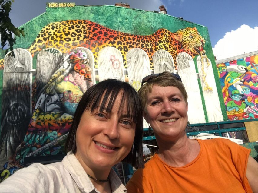 Bucharest: Alternative Sightseeing 2.5-3h-Hour Guided Tour - Bram Stoker and Dracula: The Masonic Mural Moment