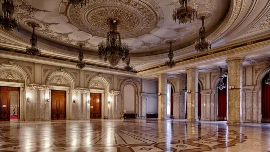 Bucharest : Ceaușescu Mansion , Parliament & Village Museum - Guide Quality: Clear Explanations Make the Differences