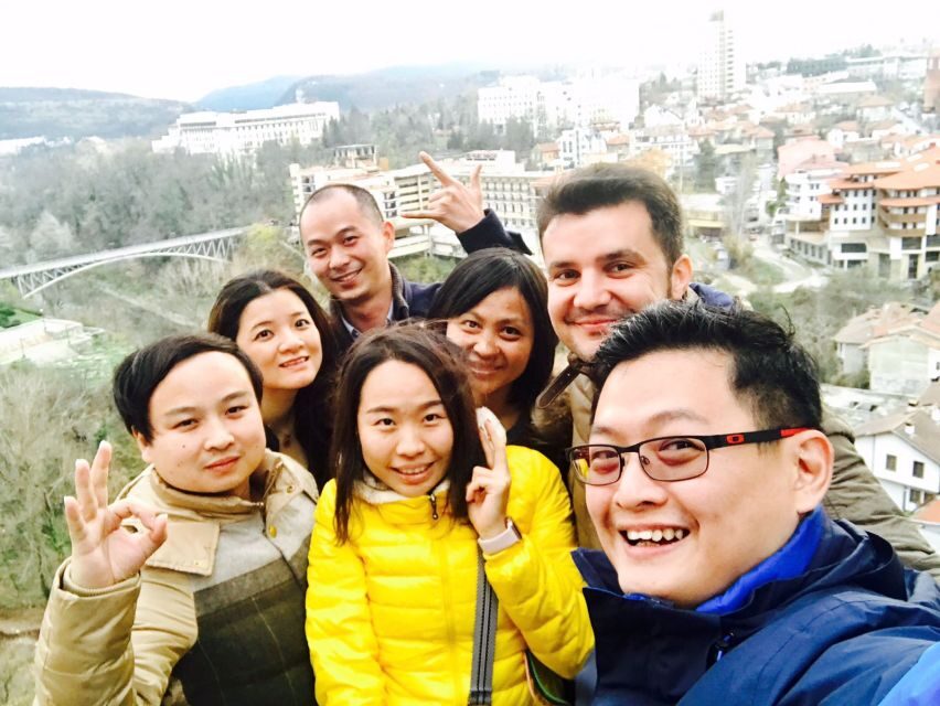 Bucharest City Tour 4h - Small Group Tour by Car - Guides and what makes this tour feel worth it
