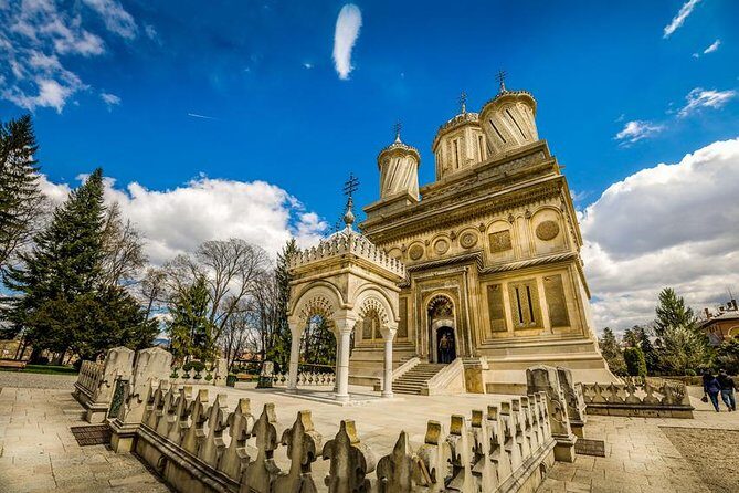 Bucharest Day Trip to Discover Dracula's Life Journey - Snagov Monastery: lake views and the last Vlad connection