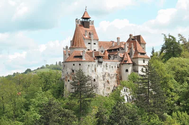 Bucharest: Dracula's Castle, Peleș Castle & Brașov Day Trip - FAQ