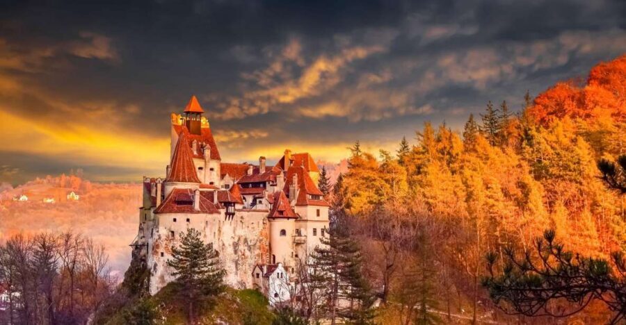 Bucharest: Dracula’s Castle, Peles Castle & Brasov Day Trip - Bucharest to the Carpathians: what the 12-hour rhythm really feels like