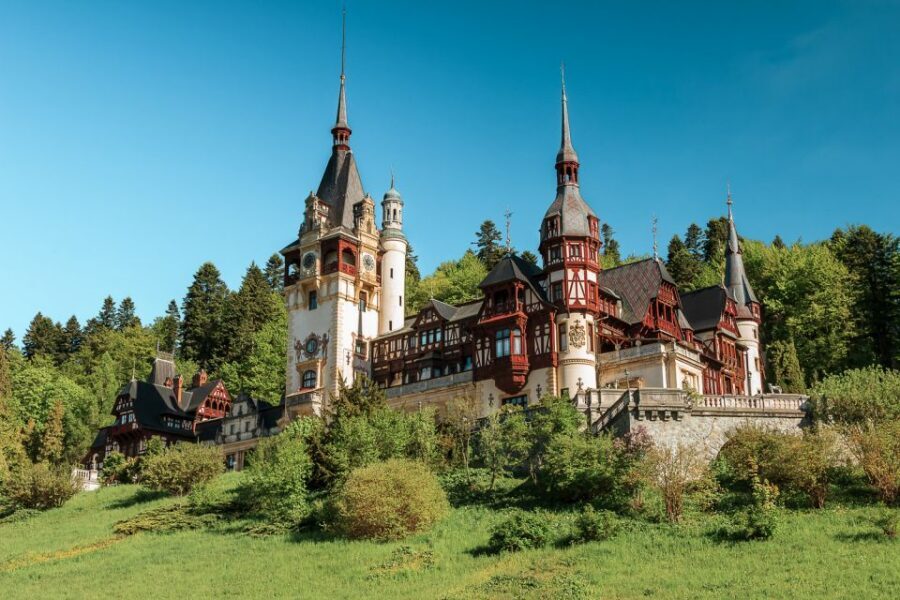 Bucharest : Dracula's Castle, Peles Castle & Brasov Old Town - Should You Book This Bucharest to Transylvania Day Trip?