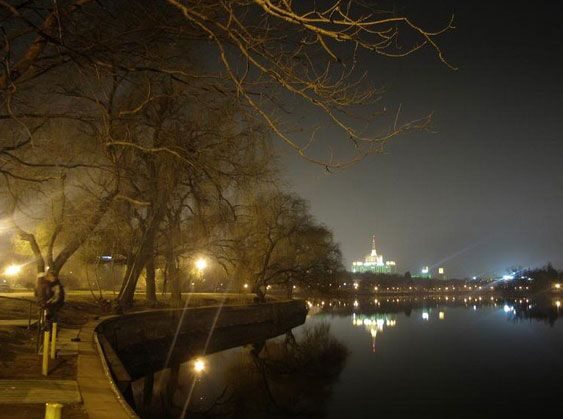 Bucharest Evening Tour and Traditional Dinner - Pickup at 7 PM: The Easiest Start to a Night Out