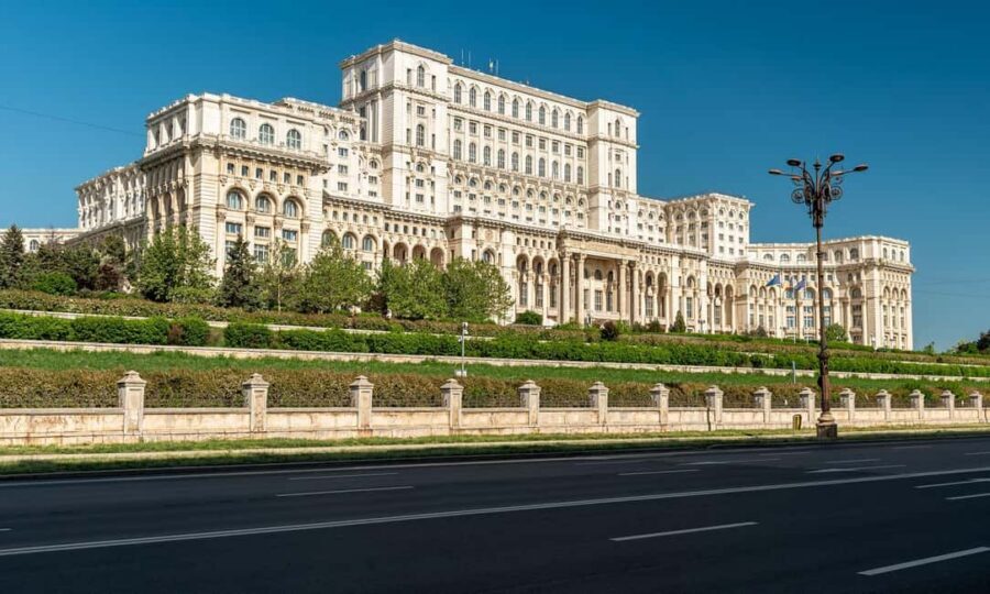 Bucharest: Parliament, Ceausescu House & Village Museum Tour - Key things I’d focus on before you go