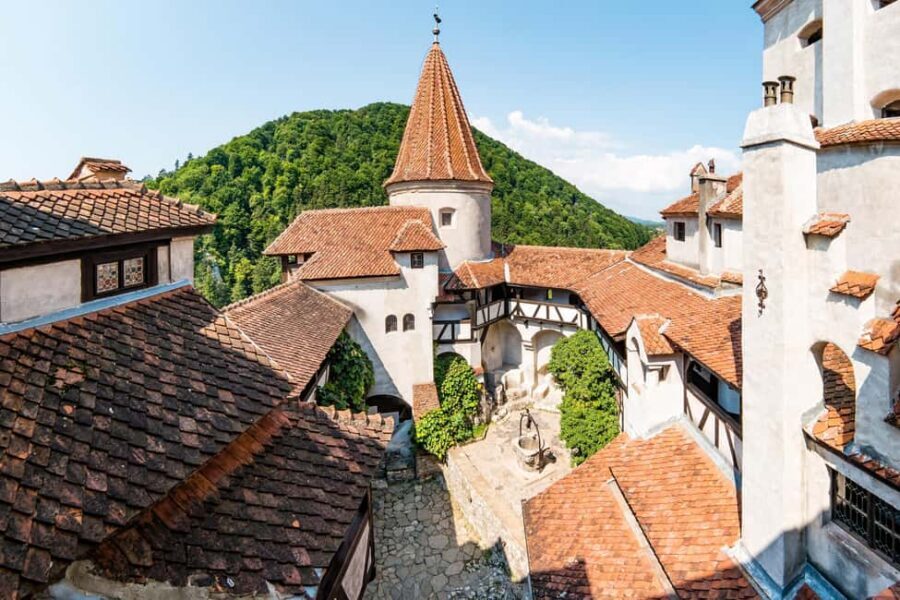 Bucharest: Peles Castle, Bran Castle & Brasov Day Trip - Bran Castle and the Dracula story: legend plus real medieval design