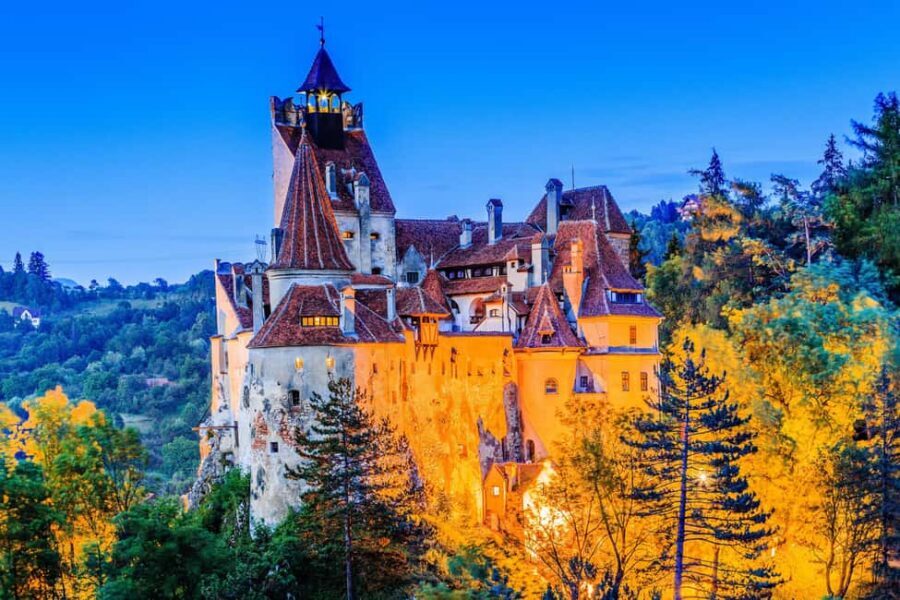 Bucharest: Peles Castle, Bran Castle & Brasov Day Trip - How the guide experience changes the day