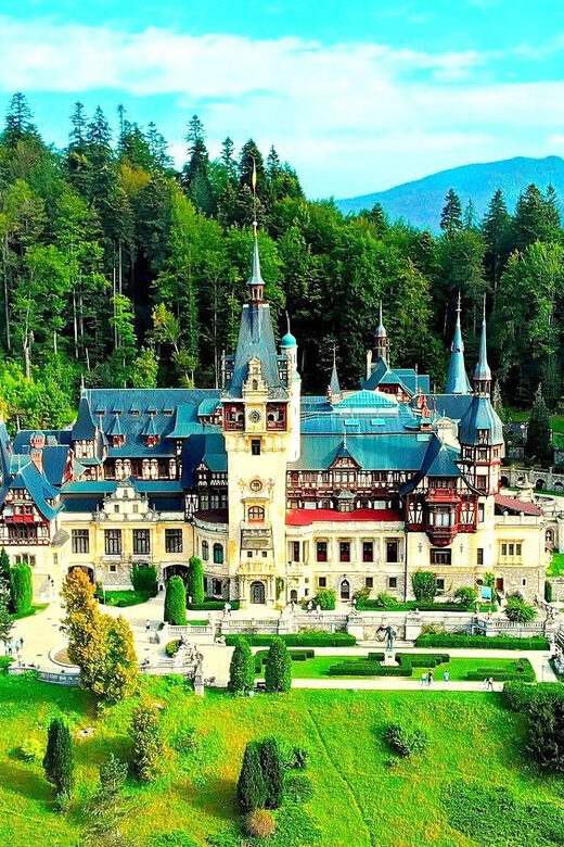 Bucharest: Peles Castle, Bran Castle, & Brasov Old Town Tour - The long coach day: what timing feels like