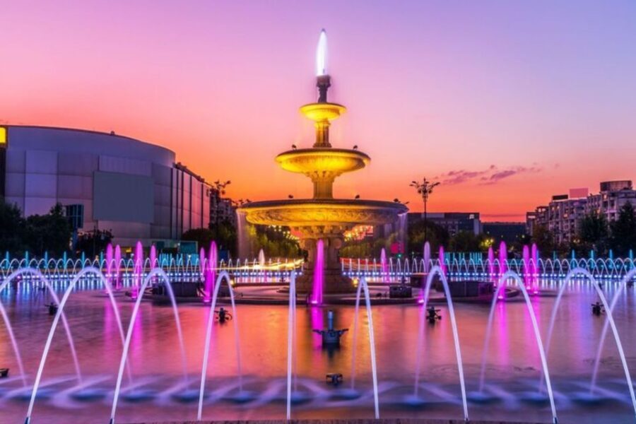 Bucharest: Private Walking Tour With A Guide (Private Tour) - Bucharest feels less confusing with a real guide