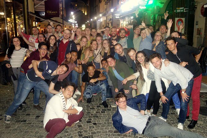 Bucharest Pub Crawl in the Old Town - Guides and safety: what the guide ratio really means
