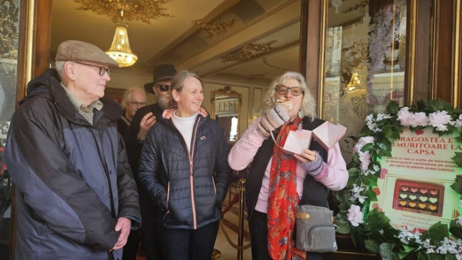 Bucharest: Sweet Delights History and Desserts Walking Tour - Quick tips to get the most from the tour