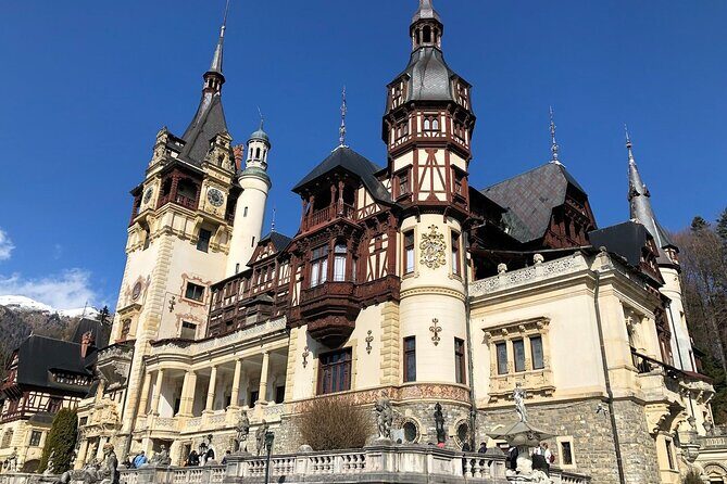 Bucharest to Dracula Castle, Peles Castle and Brasov Guided Tour - Coach rules that can affect your comfort