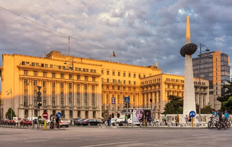 Bucharest: Tour of Old Town, Calea Victoriei & Communism - Manuc’s Inn and Unirii Square fountains: ending where people linger