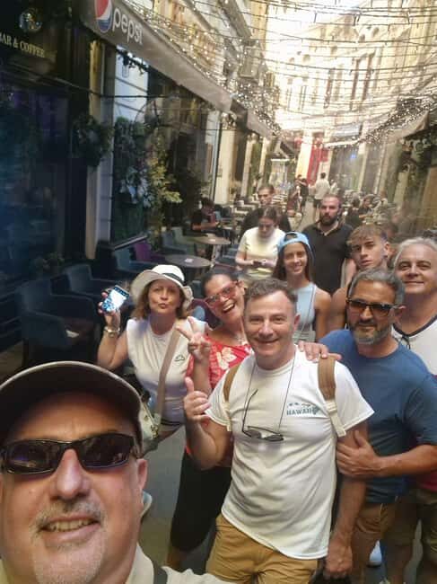 Bucharest: Walking tour with Italian guide for small groups - Stavropoleos Monastery and Manuc’s Inn: where quiet details do the talking