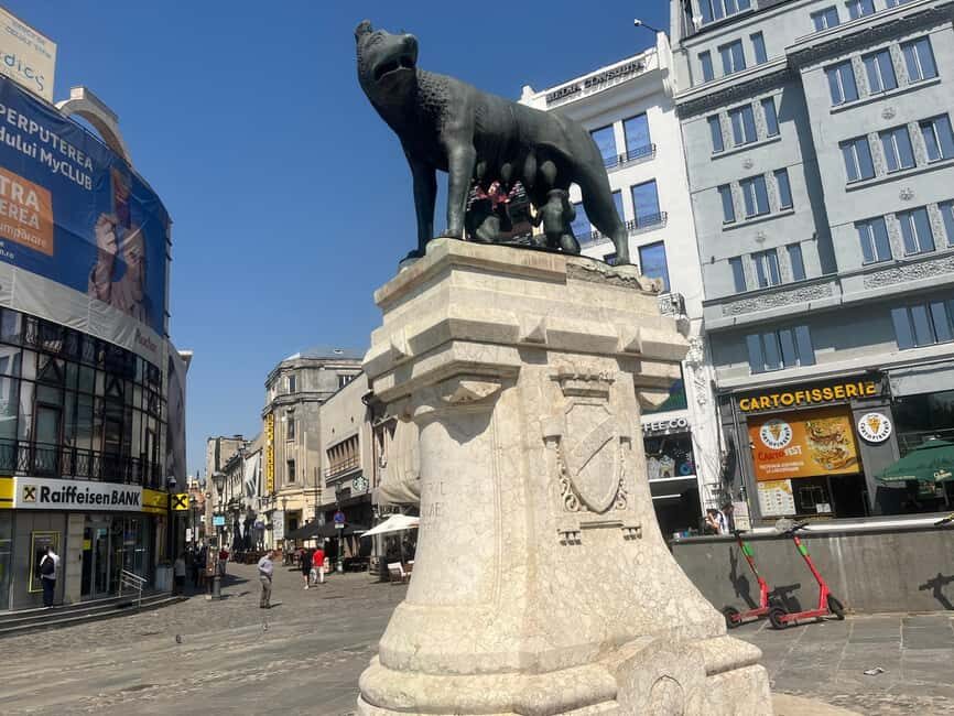Bucharest: Walking tour with Italian guide for small groups - The Old Town and Lipscani area: nightlife street energy, historical bones