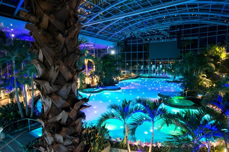 Bucuresti: Therme Bucharest Evening Entry Ticket & Transfer - Key things to know before you go