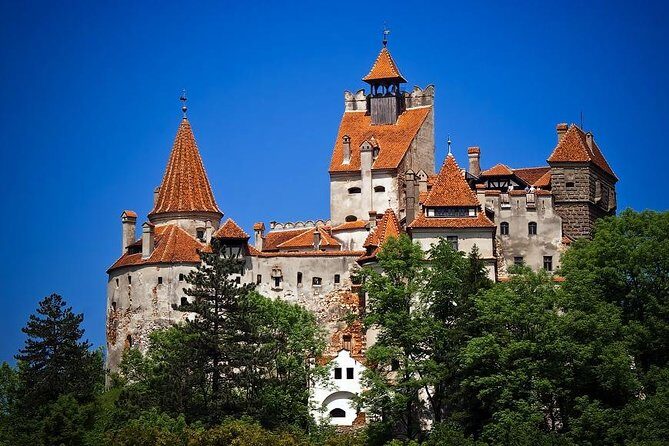 Castles of Transylvania: Private Day Trip from Bucharest - How the guide experience can change your day