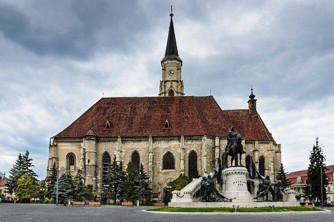 Cluj-Napoca Walking City Tour - Union Square and St. Michael’s Gothic Cathedral: When the City Looks Up