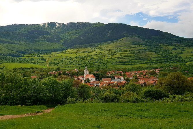 Curly Tour - Day trip from Cluj :) - Who should book this day trip from Cluj (and who might want a different one)