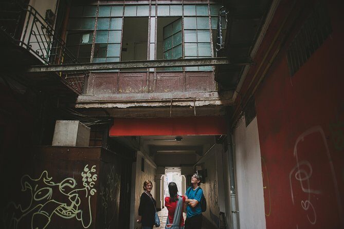 Darkside Tour of Bucharest - small group - The Bellu Cemetery experience: crypts, tombstones, and human stories