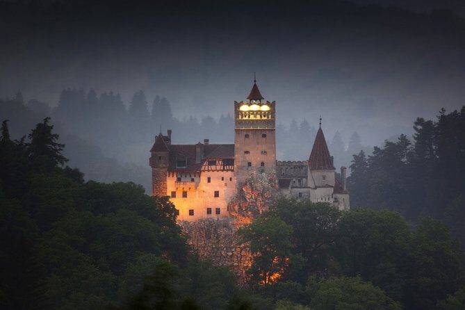 Day Tour to Brasov and Bran - Guide Quality in Practice: What Makes This Tour Feel Better