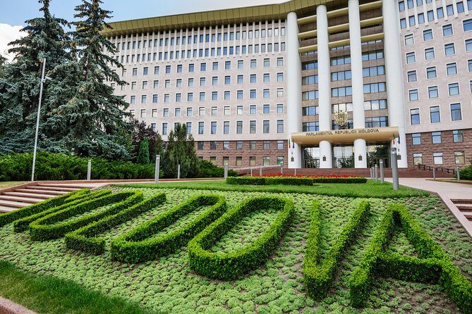 Day trip to Republic of Moldova - visit Chisinau and Cricova Winery - Key things I’d circle on your map