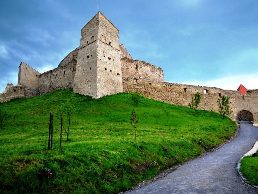 Day Trip to Sighisoara Rupea Fortress Viscri from Brasov - Drachenhaus pickup and the 8-hour road rhythm