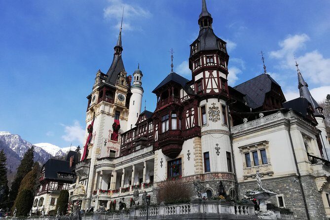 Dracula Castle, Peles and Transylvania, Premium Private Tour - Brasov Old Town Walk: Black Church and Council Square Without the Rush