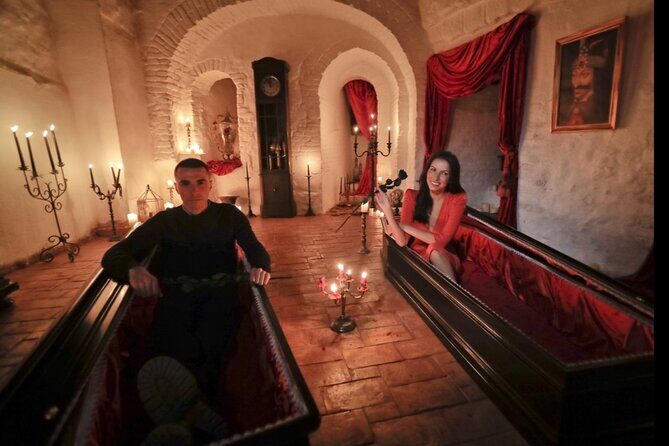 Dracula's Castle -Private Tour- with Brașov City and Peleș Castle - Stop 2: Bran Castle—Dracula vibes, but don’t miss the fortress