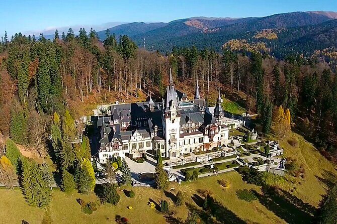 Dracula's Castle - Private Tour with Peleș Castle and Brașov city - The Black Church (Biserica Neagră): why this church is famous