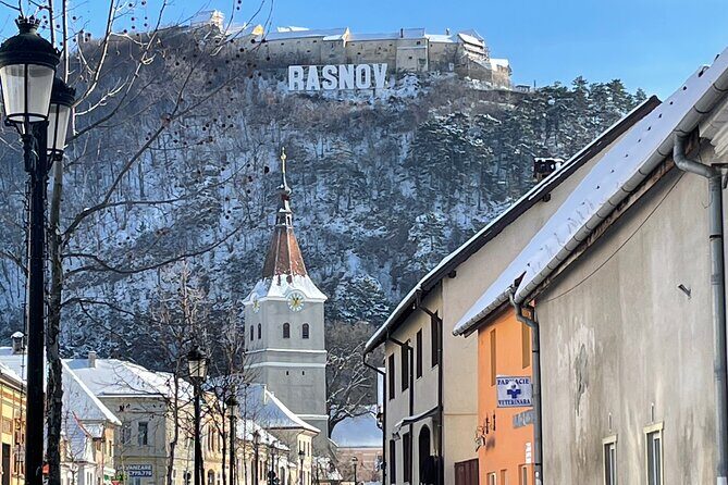 From Brasov: Discover Bran Castle and Râșnov Fortress - Lunch, snacks, and small surprises near Bran