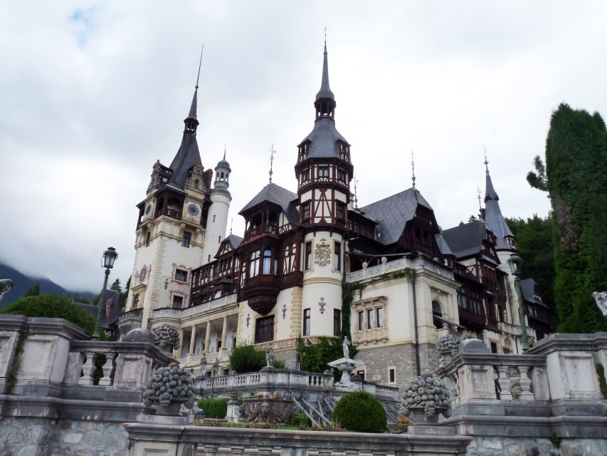 From Brașov: Romanian Castle Tour with Bran and Peles - Who this tour is for (and who should skip it)