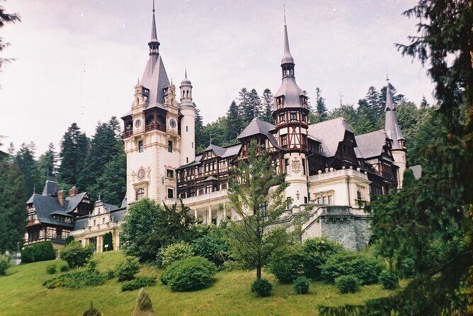 From Bucharest: Dracula's Castle, Peles Castle and Brasov Old Town Full Day Tour - Why this Bucharest-to-Transylvania day trip works