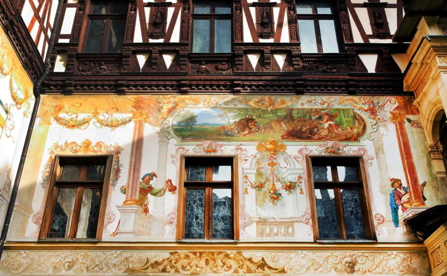 From Bucharest: Peles Castle, Brasov & Bran Castle Day Trip - The Brașov Old Town walk you’ll actually use