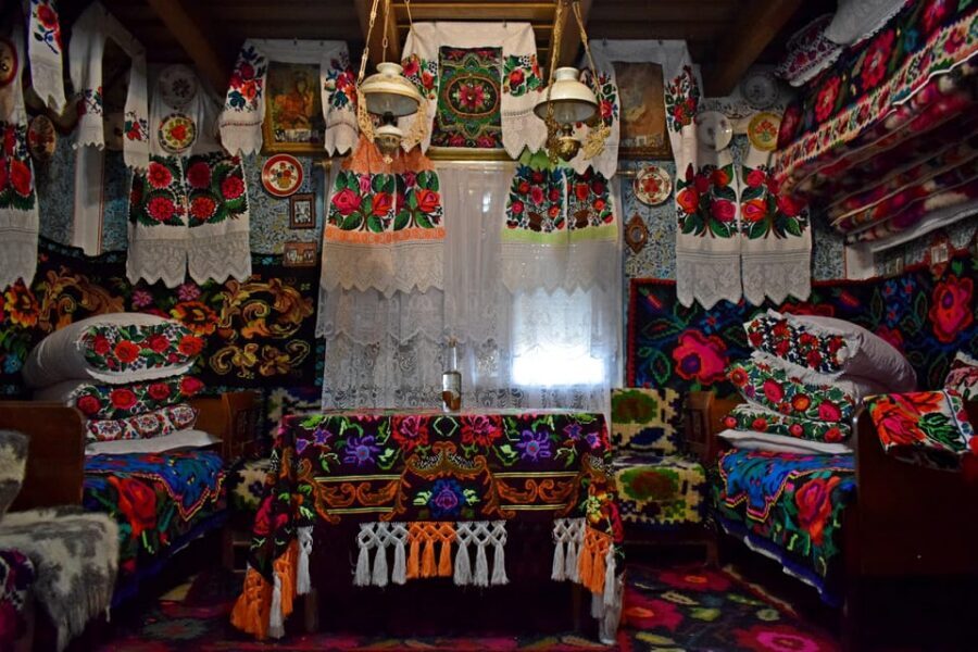 From Cluj-Napoca: Maramures Day Tour - Skip-the-line entries and included admissions: saving time the smart way