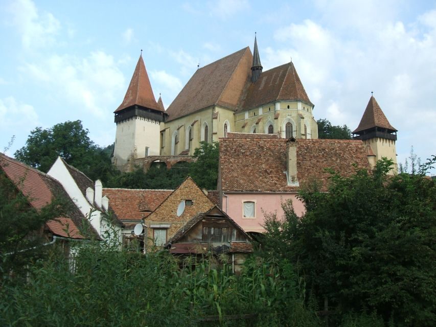 From Cluj: Sighișoara and Church of Biertan Guided Tour - Walking time and your one-hour window to wander