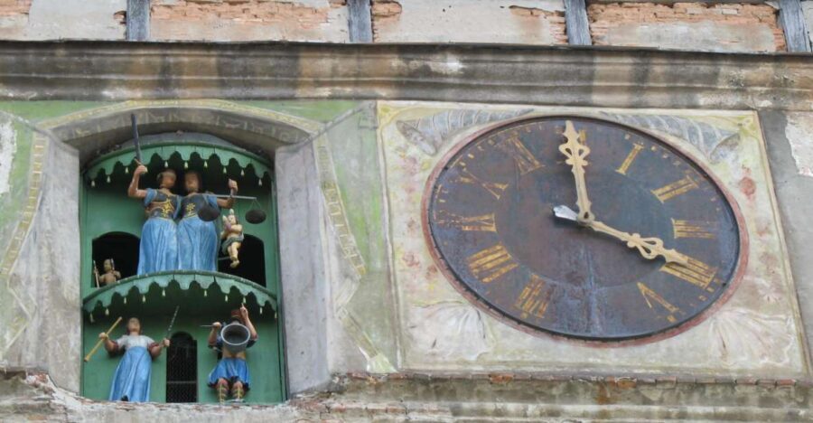 From Cluj: Sighișoara and Church of Biertan Guided Tour - Biertan’s fortified church: the afternoon moment that changes the mood