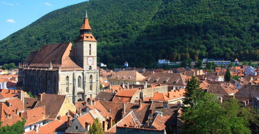 From Sibiu: Day Tour to Brasov and Dracula's Castle - Brașov (Kronstadt) at mid-afternoon: The medieval streets plan works
